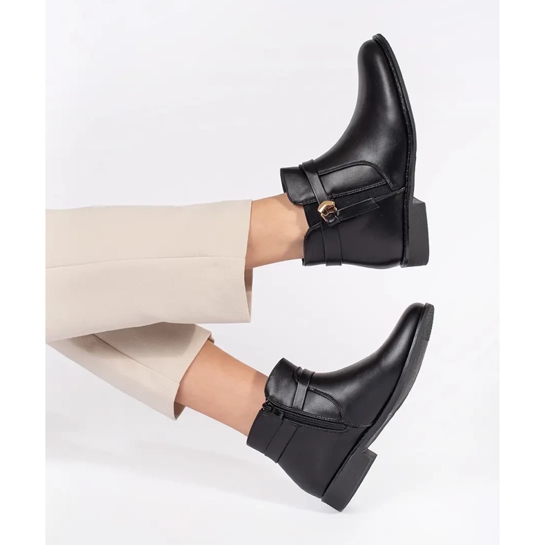 Bottines femme noires à bride talon bas le noir 1 Bottines femme noires à bride talon bas le noir 1