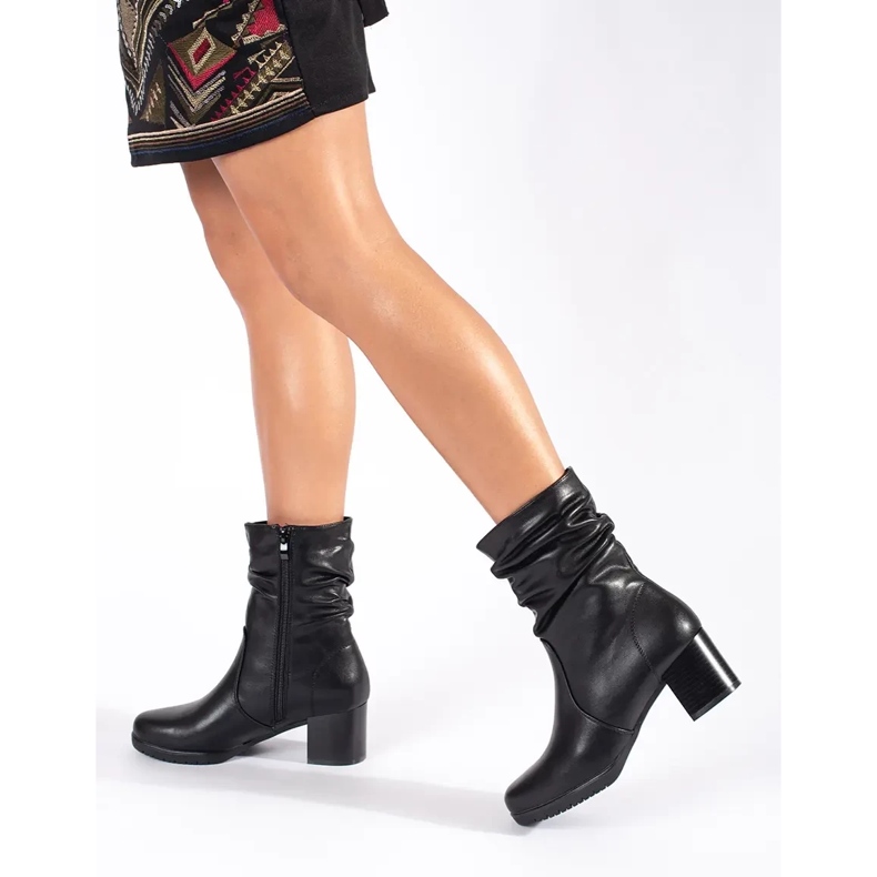 Bottines froissées pour femmes en cuir noir par Sergio Leone 1