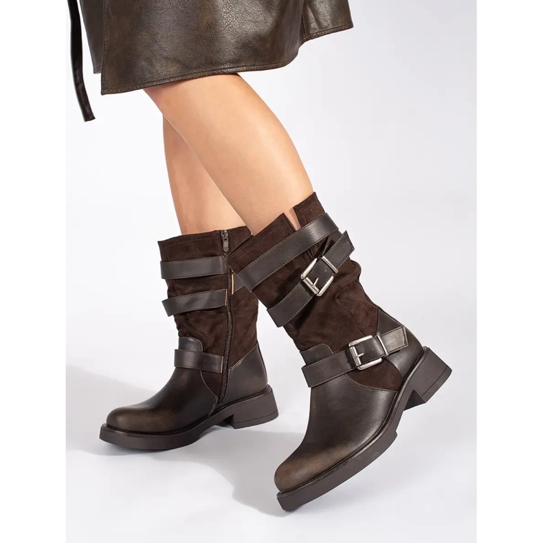 Bottines femme marron à talons bas et boucles brun 1