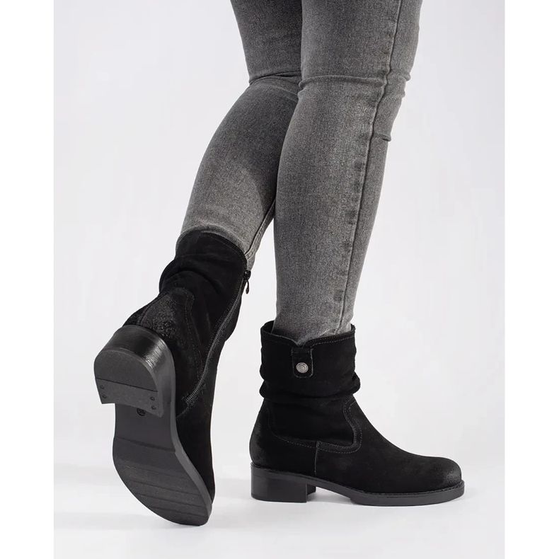 Bottines noires avec tige en cuir à volants par Sergio Leone 1