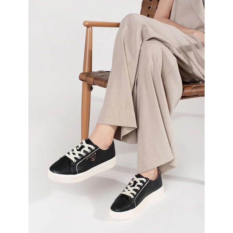 Goodin Baskets en cuir noir sur la plate-forme le noir 1