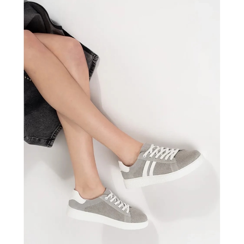 Goodin Baskets gris ouverts en cuir naturel 1 Goodin Baskets gris ouverts en cuir naturel 1