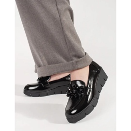 Goodin Mocassins de coin noir avec un ornement 2