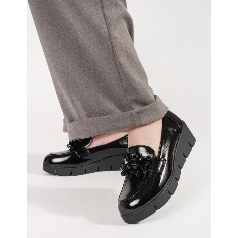 Goodin Mocassins de coin noir avec un ornement 2