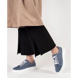 Goodin Baskets en cuir bleu sur une semelle épaisse 3