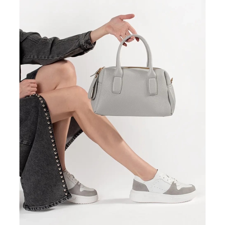 Goodin Baskets en cuir blanc sur la plateforme blanche 1