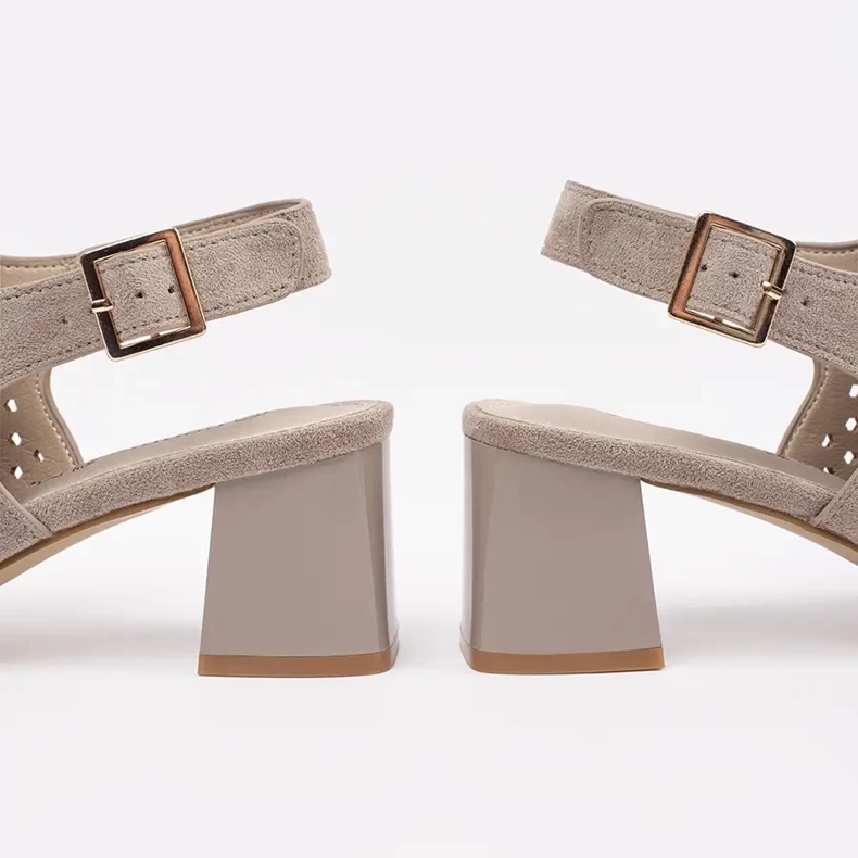 Goodin Sandales à talons hauts en daim ouvert beige 1