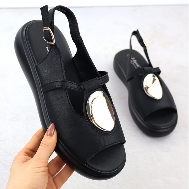 S.Barski Sandales en cuir pour femmes sur la plate-forme Czarne S. Barski GR51-603 noir 1