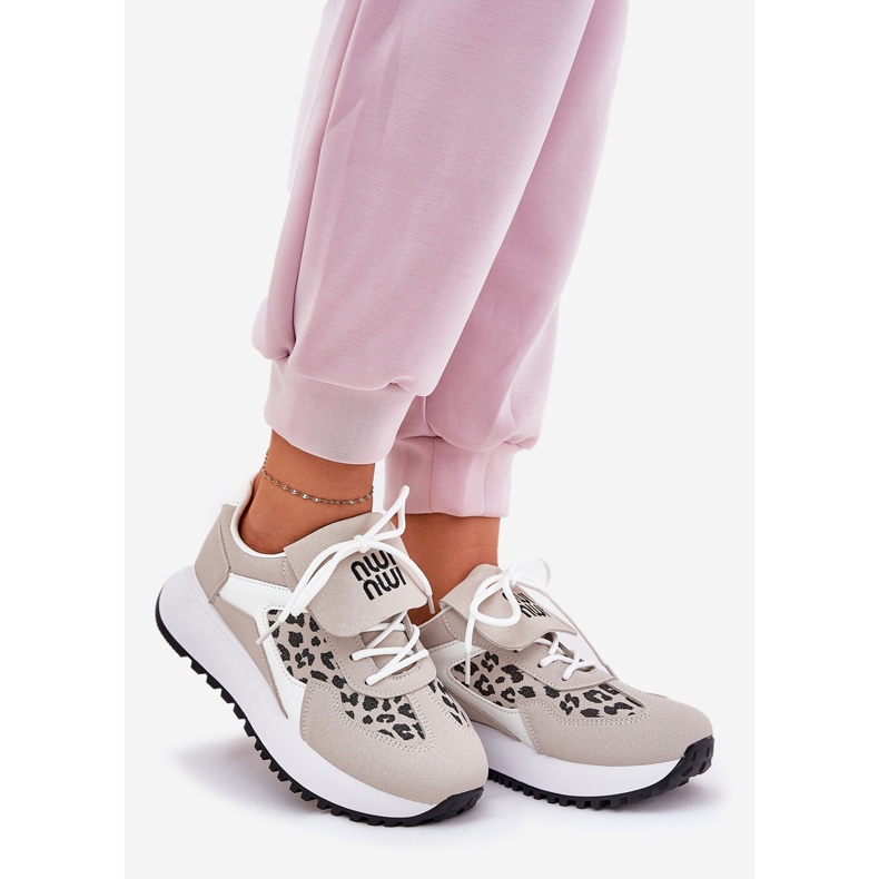 Sneakers pour femmes Sports Chaussures sur la plateforme Leopard et White et Beige 1