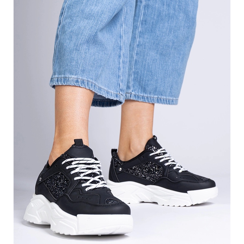 Baskets pour femmes noires avec inserts paillettes le noir 1