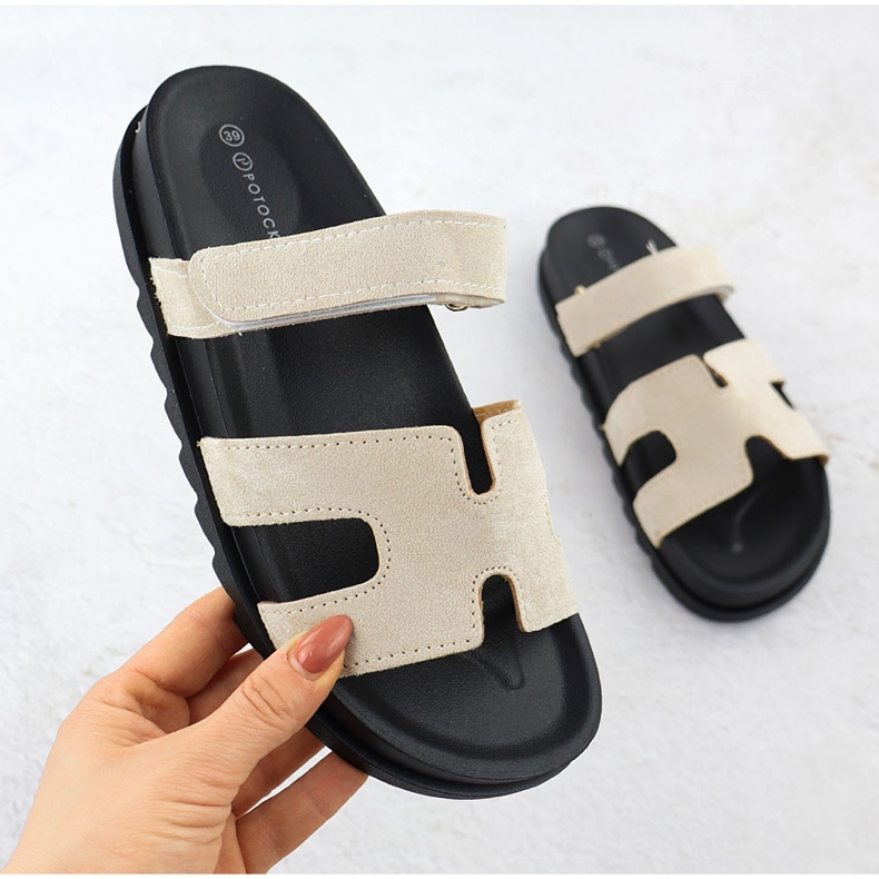 Slippers pour femmes beige Potocki Gn17303 1