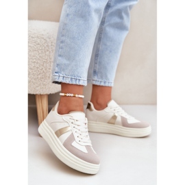 Baskets pour femmes en cuir eco sur la plate-forme beige 2 Baskets pour femmes en cuir eco sur la plate-forme beige 2