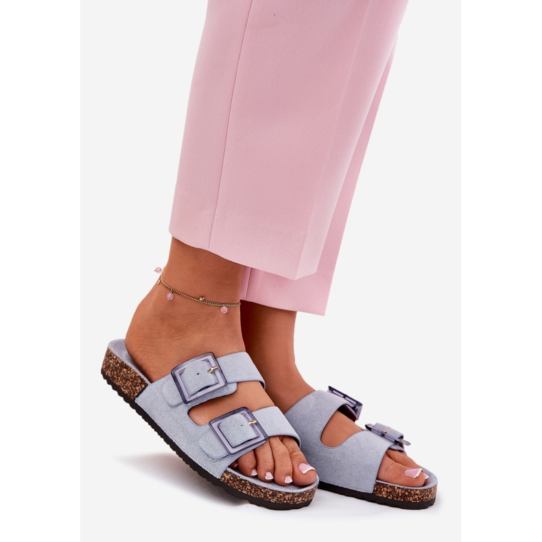 Les tongs des femmes avec des pinces sur la semelle en liège bleu 1