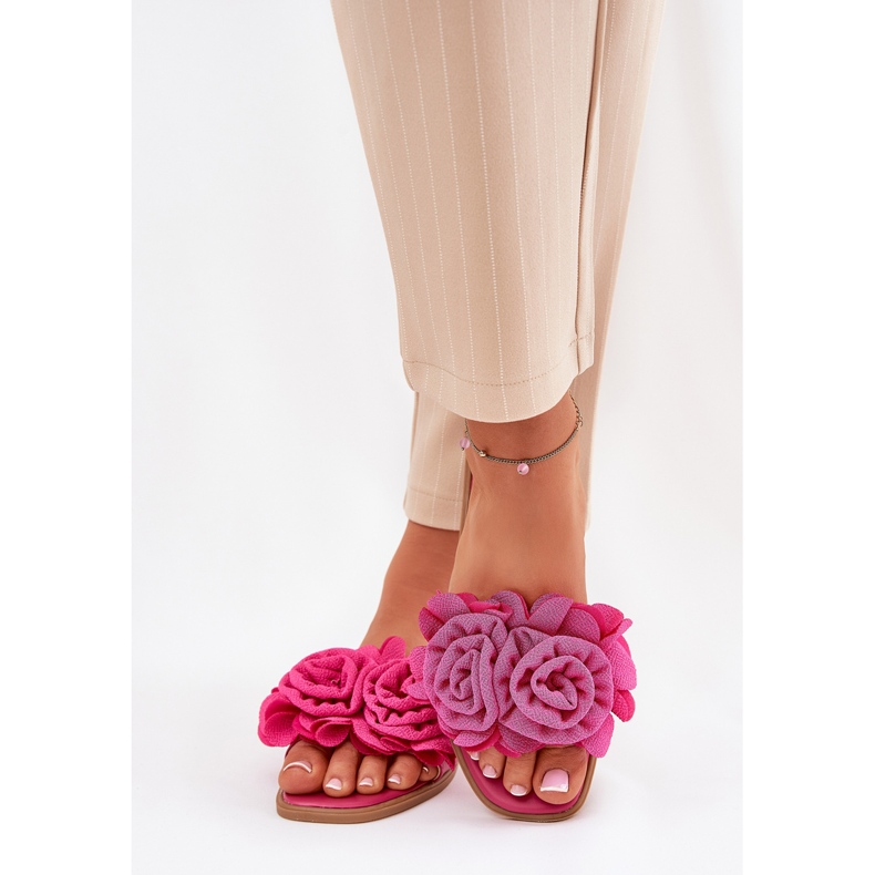 Les tongs pour femmes à thèmes plates avec des fleurs fuchsia décoratives rose 2