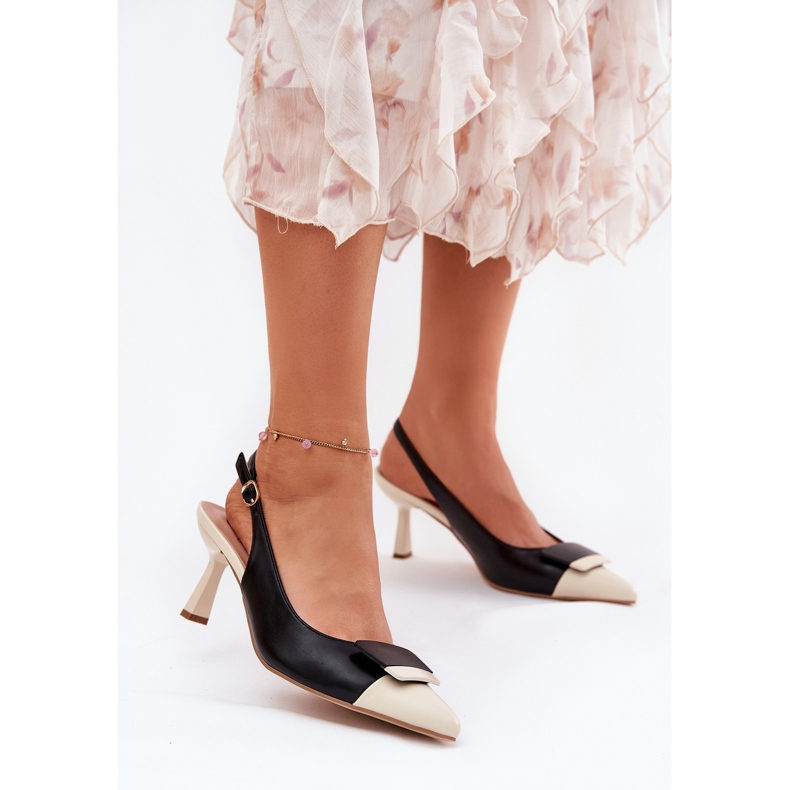 Talons hauts élégants avec décoration eco en cuir noir le noir 2 Talons hauts élégants avec décoration eco en cuir noir le noir 2