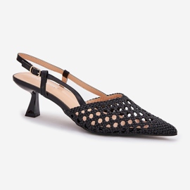 Talons hauts avec un nez pointu et un talon noir le noir 4