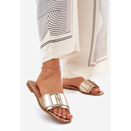 Slippers pour femmes en cuir écologique plat avec boucle dorée 1