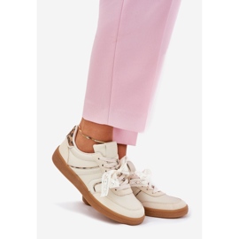 Baskets féminines basses avec un léopard beige 1