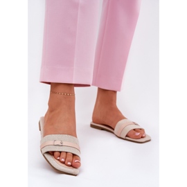 Les tongs plats des femmes avec ceinture et boucle beige 2