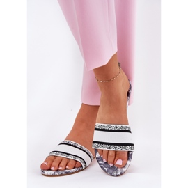 Les tongs pour femmes patouriques patouchissent blanc 2