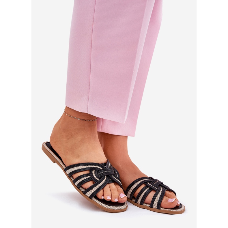 Slippers pour femmes plates avec rayures noires 1