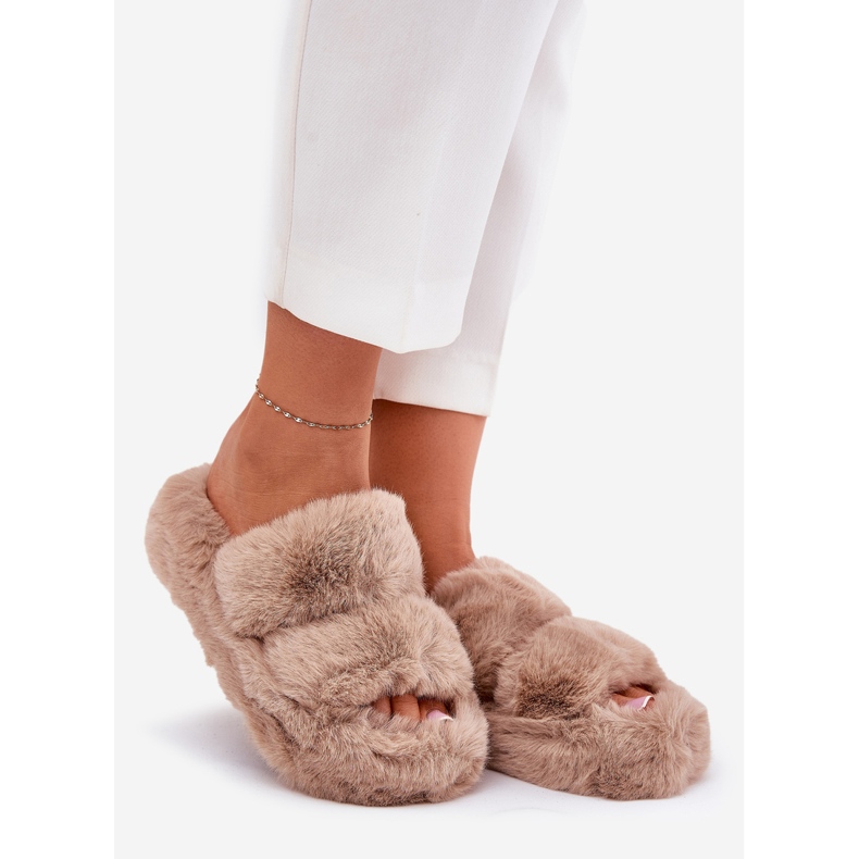 Pantres de fourrure pour femmes sur la plate-forme kaki beige 1