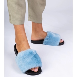 Tongs bleus 1