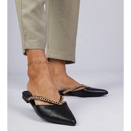 Black Elegant Flip -flops décoré d'une chaîne le noir 1