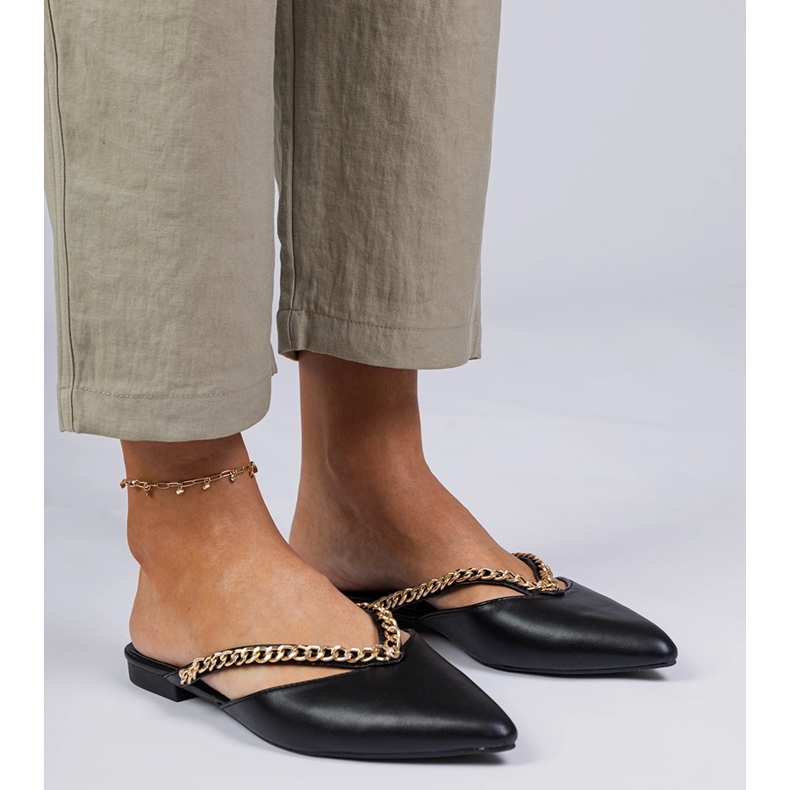 Black Elegant Flip -flops décoré d'une chaîne le noir 2