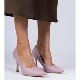 Pumps classiques violets sur une épingle écologique 2