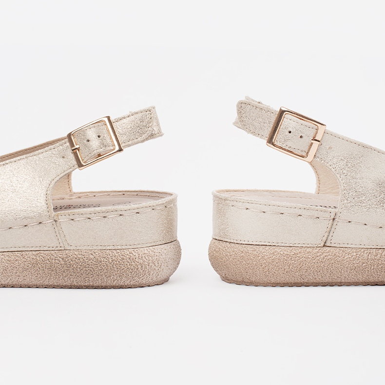 Goodin Sandales dorées avec semelle intérieure en cuir d'or 1