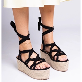 Espadrilles noires sur une plate-forme élevée le noir 3