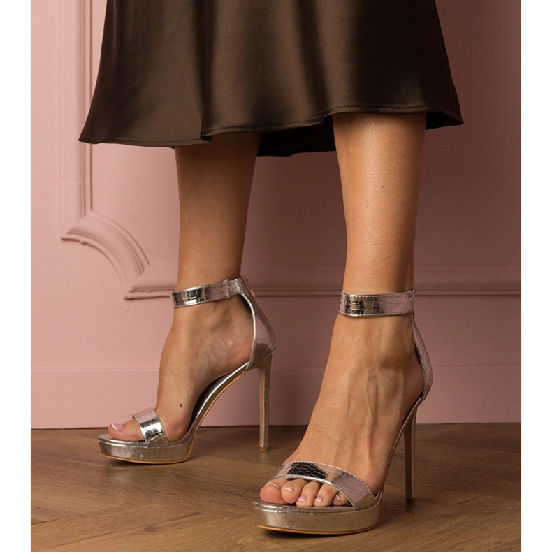 Talons hauts à piston élevé en argent 1