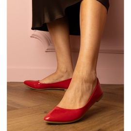 Ballerines vernies rouges 1