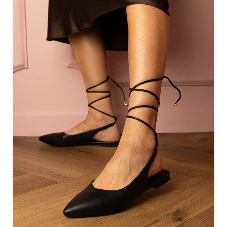 Talons plats noirs en écot le noir 2