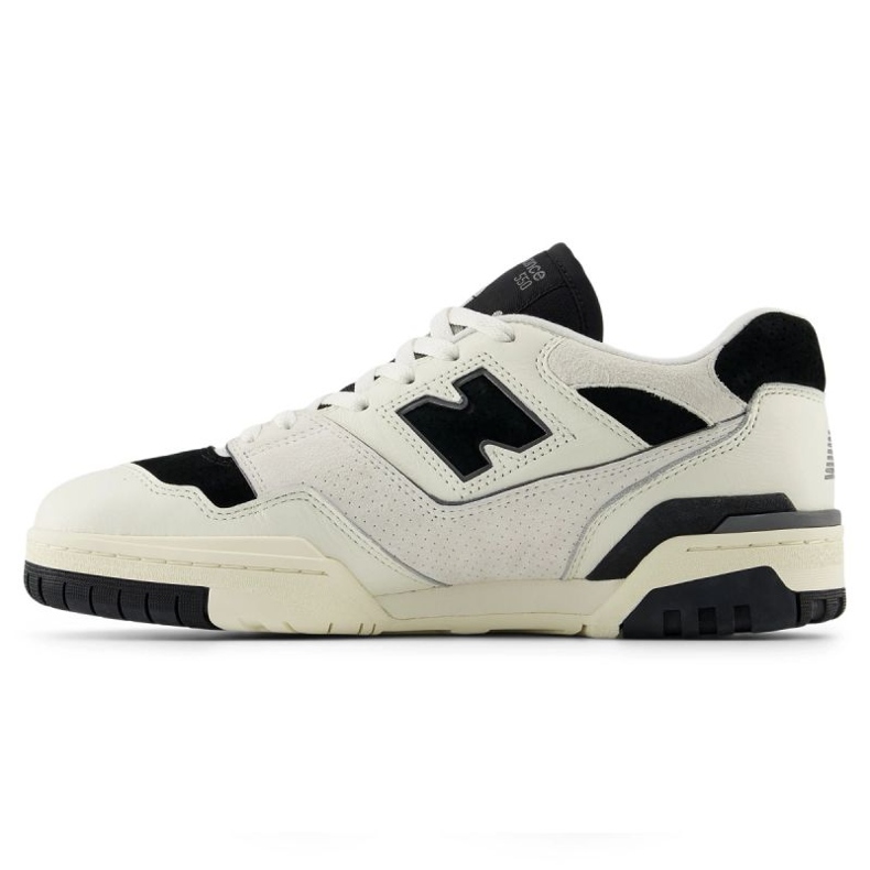 New Balance Unisexe BB550Leg Chaussures blanches et noires 1 New Balance Unisexe BB550Leg Chaussures blanches et noires 1
