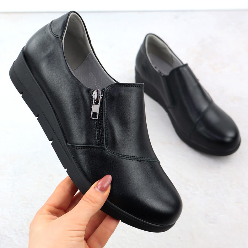 Chaussures en cuir pour femmes sur coins sabatina JHY201 noir 1