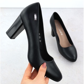 Pompes en cuir sur le post Black Sergio Leone PB130 noir 1