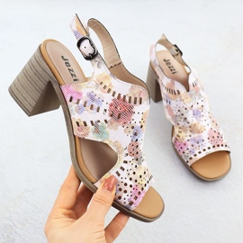 Sandales féminines pour femmes avec des fleurs Jezzi 24125 rose 1 Sandales féminines pour femmes avec des fleurs Jezzi 24125 rose 1
