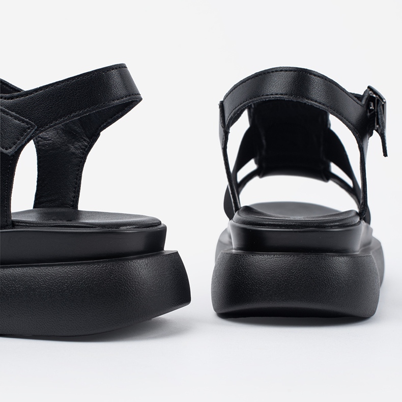 Goodin Sandales élégantes en cuir noir sur la plate-forme le noir 1