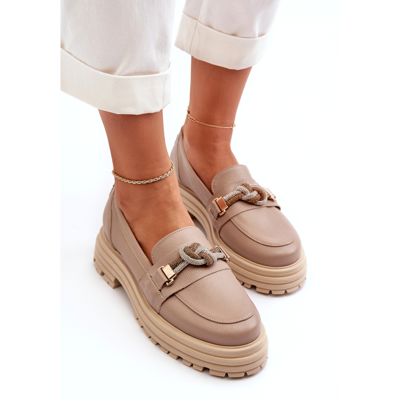 Mocassins en cuir féminin avec un ornement de Laura Messi 2780 beige noire 3