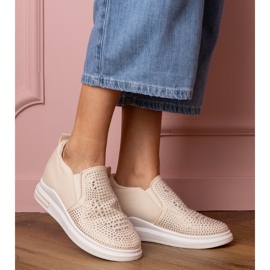 Baskets féminines beige avec zircons sur un coin caché 2