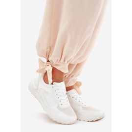 Chaussures de sport pour femmes blanches 1 Chaussures de sport pour femmes blanches 1