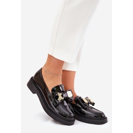 Mocassins peints avec un arc et une broche noire décorative le noir 1