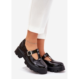 Chaussures pour femmes peintes avec une pince sur la plate-forme et des talons plats noirs 1