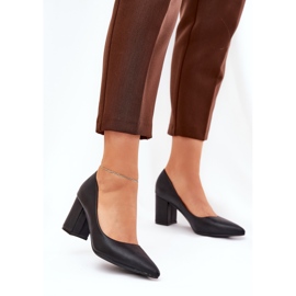 Pompes pour femmes sur le pilier avec un nez pointu noir le noir 2