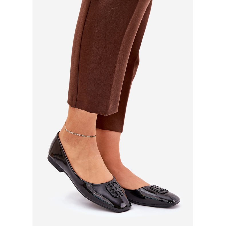 Ballerinas féminines élégantes peintes avec un détail noir décoratif Vinceza 17377 1