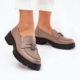 Mandards en cuir féminin avec épingles Bear Vinceza 18109 Beige 2