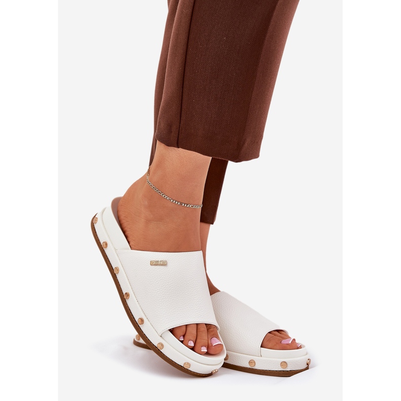 Les tongs pour femmes sur la plate-forme avec Big Star RR274216 étalons blancs 1
