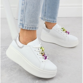 Chaussures en cuir sur une semelle perforée épaisse Filippo blanc DP6793 blanche 5